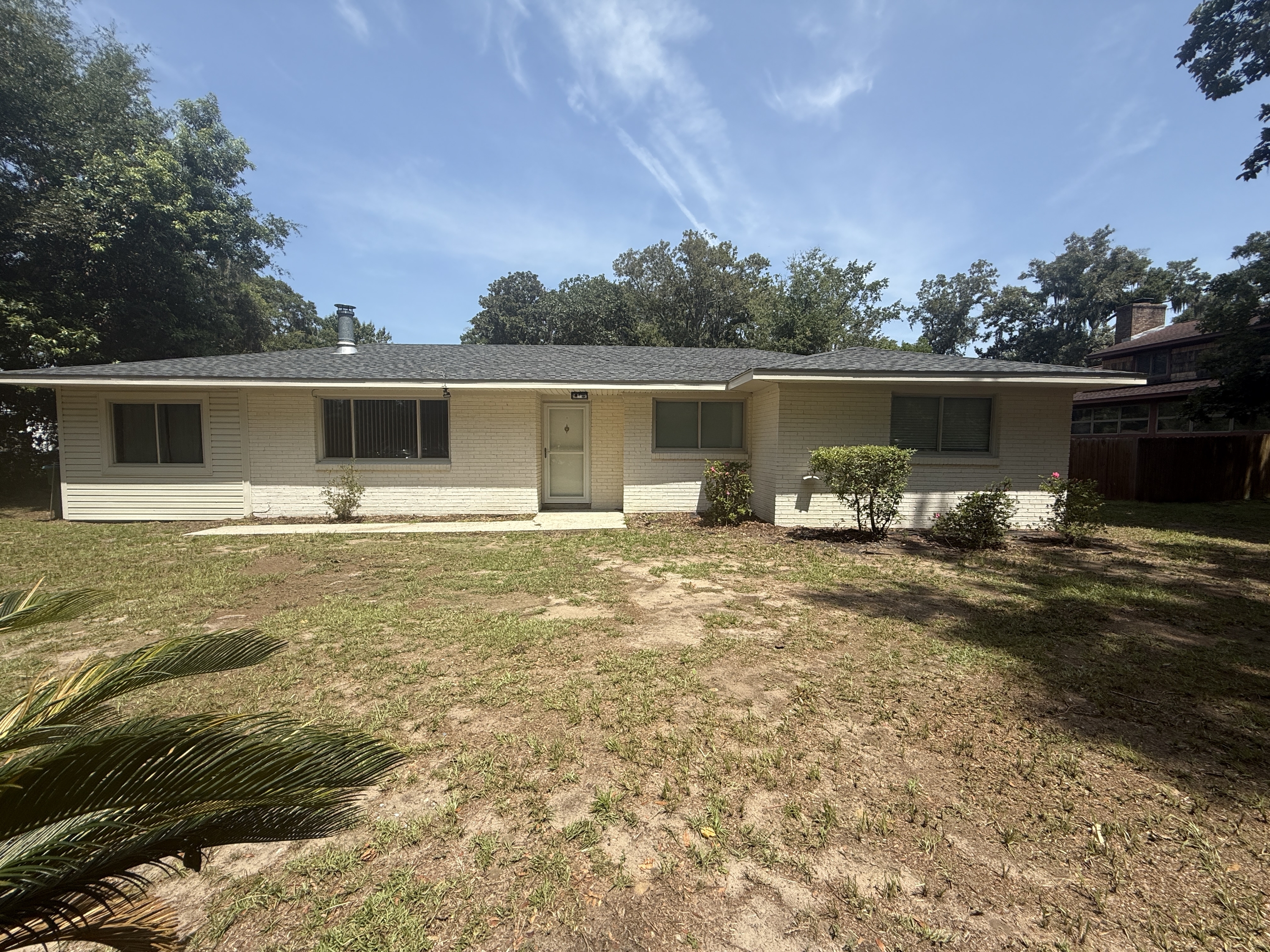 2803 Smilax Avenue